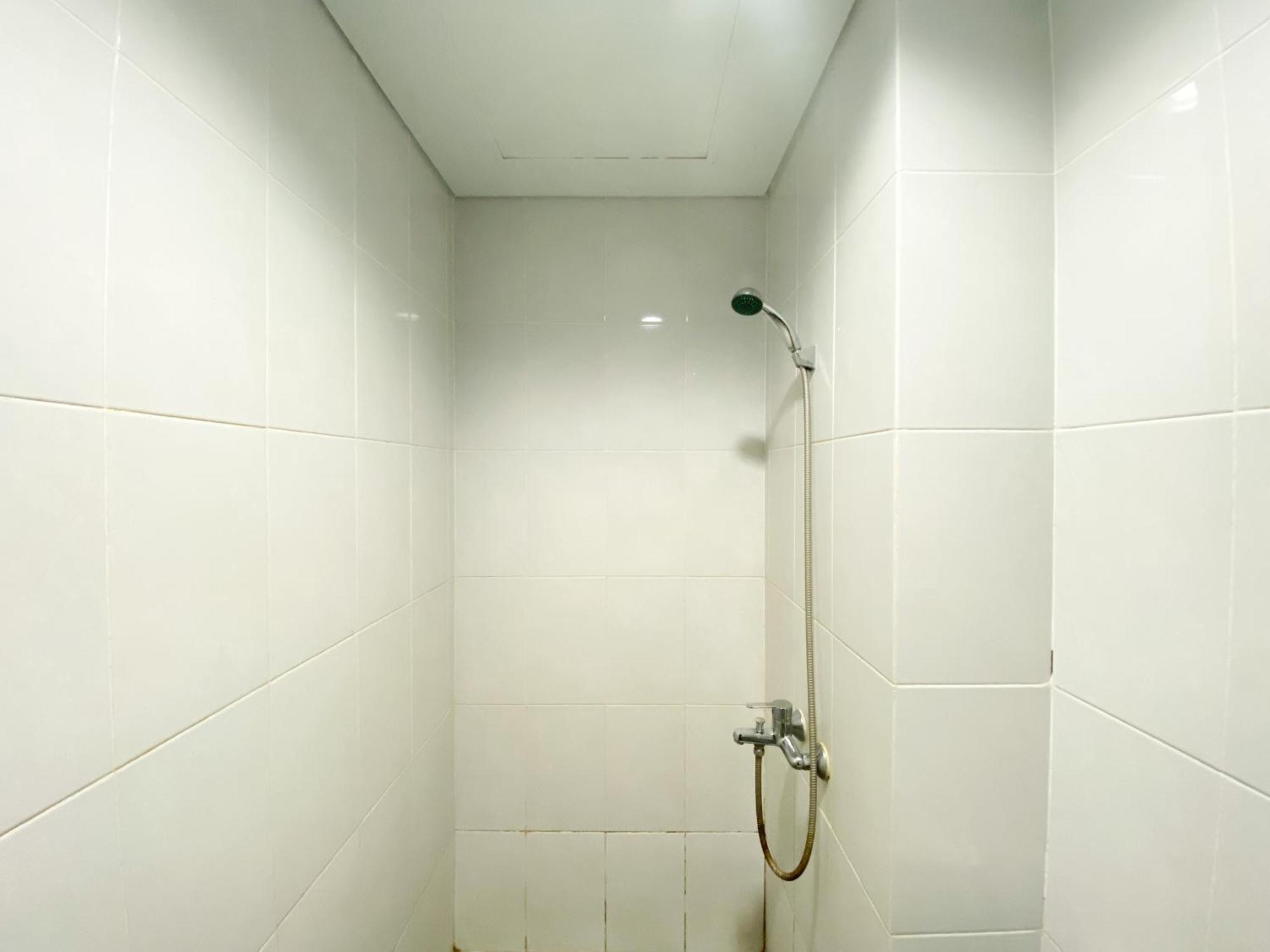 Homey At Patraland Urbano By Travelio * Bekasi